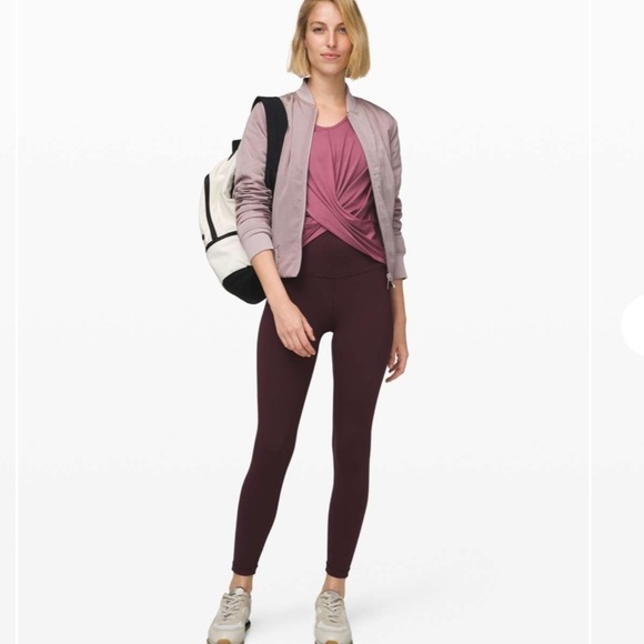 LULULEMON Do The Daily Short Sleeve
Plumful W3CS6S Active Athleisure Size 8 - Picture 8 of 8